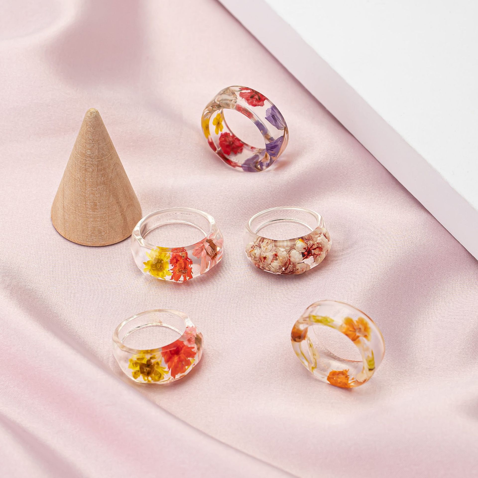 絶妙なミニマリスト樹脂製デイジー ドライフラワー レトロアク - Dried Flower Bulk のレビューと価格